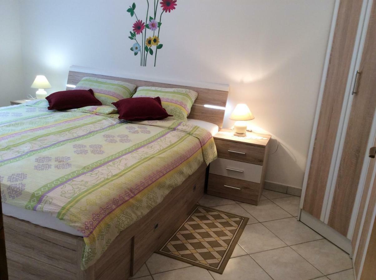 Apartment Emma Medulin Ngoại thất bức ảnh
